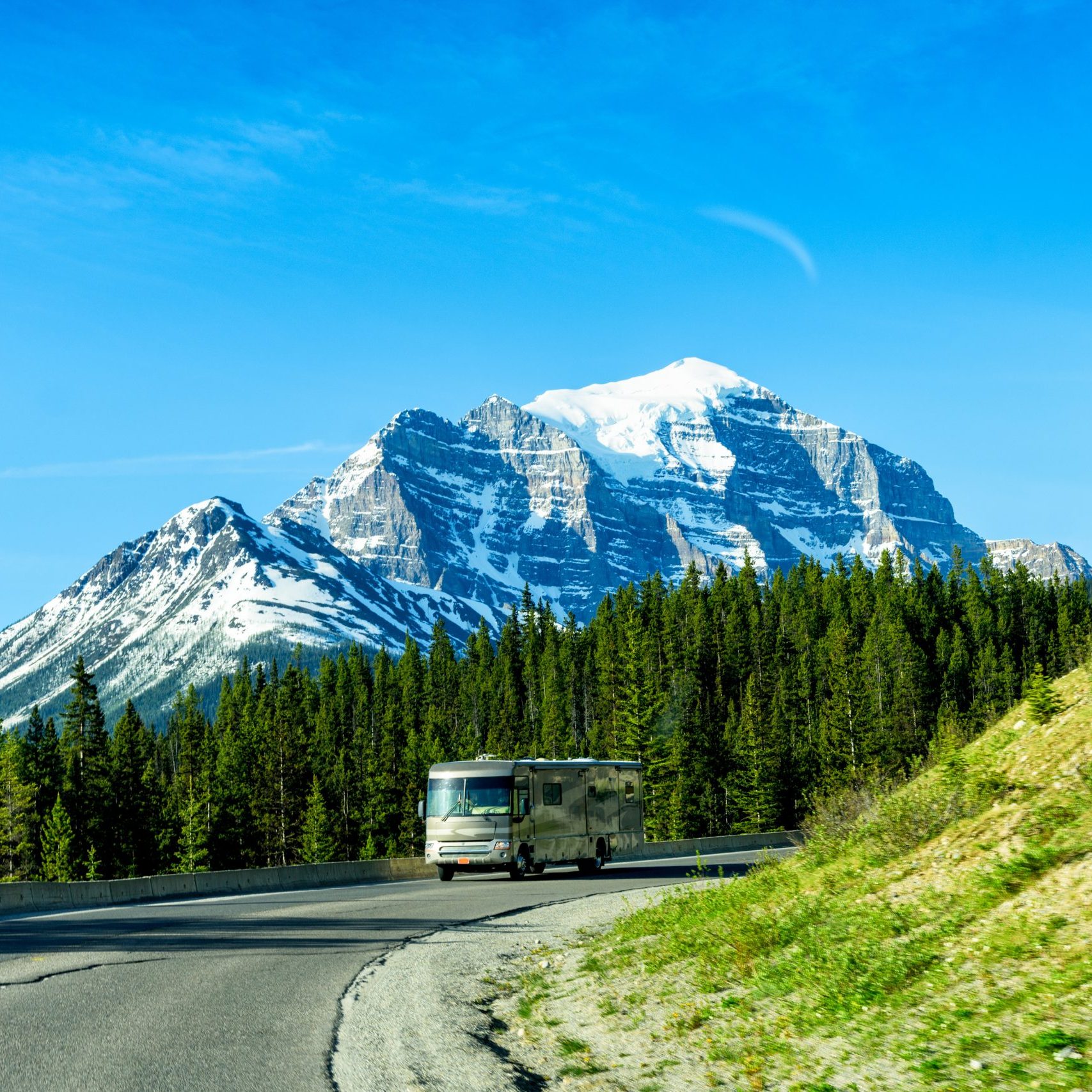 RV Snowy mountain-Small